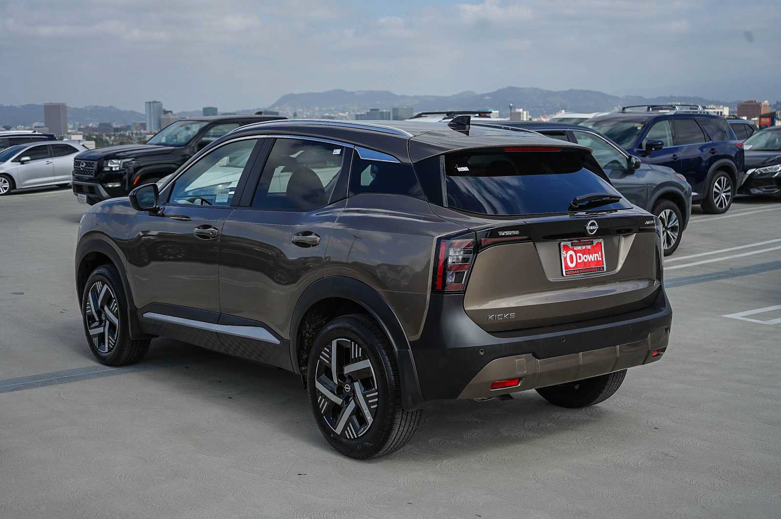 Used 2026 Nissan Kicks SV w/ Charging Package FWD image 6