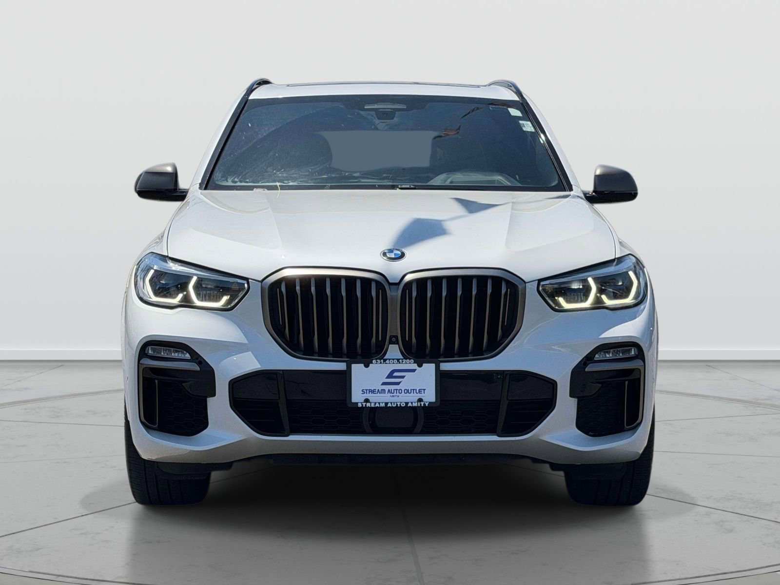 Used 2020 BMW X5 M50i w/ Executive Package AWD/4WD image 2