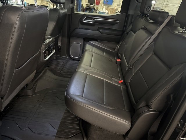 Used 2023 GMC Sierra 1500 SLT image 21