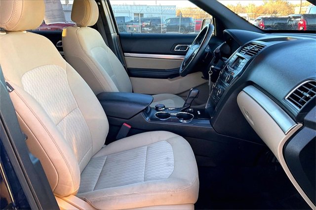 Used 2016 Ford Explorer 4WD image 7