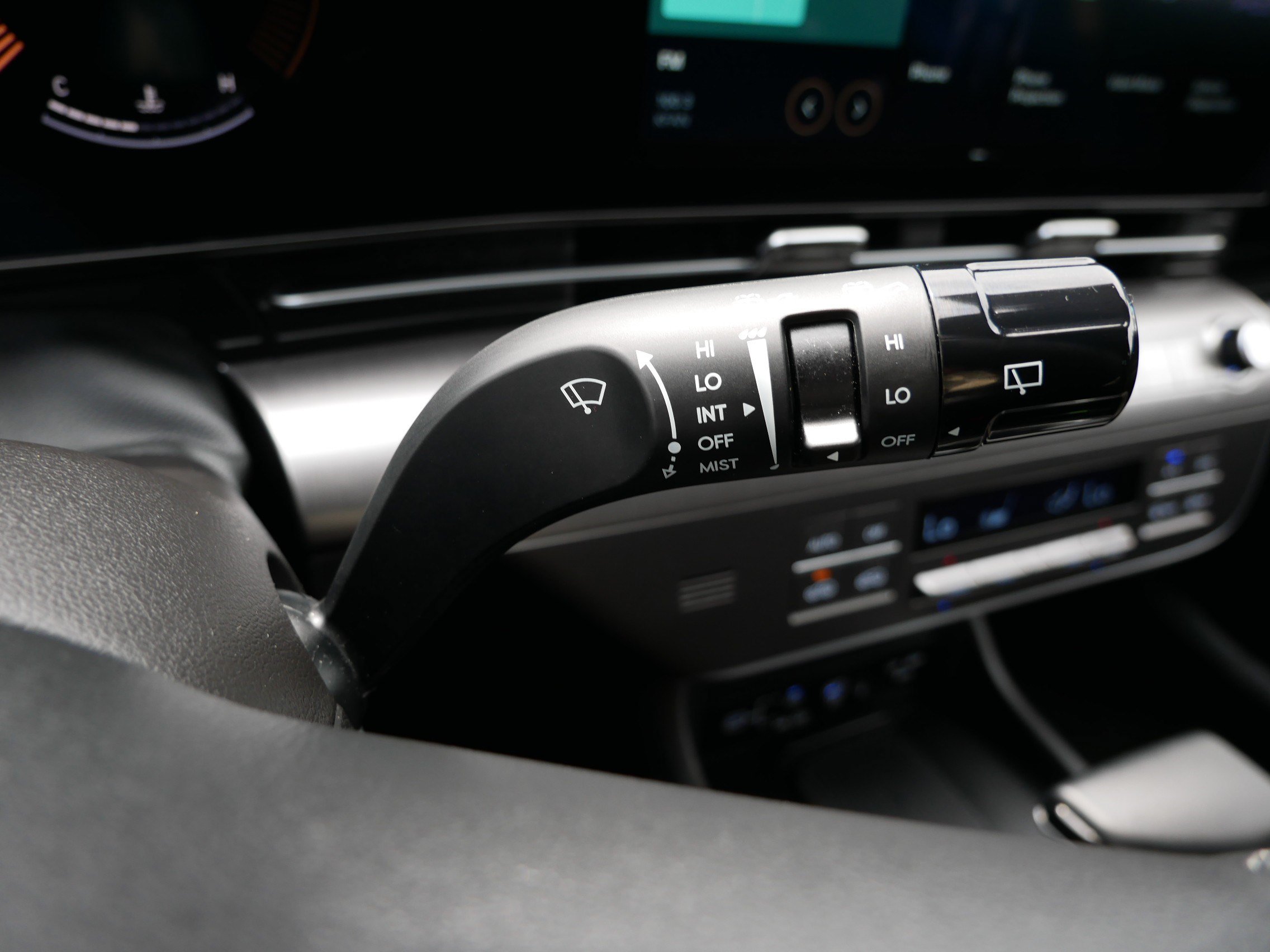 Certified 2026 Hyundai Kona SEL Sport AWD/4WD image 30