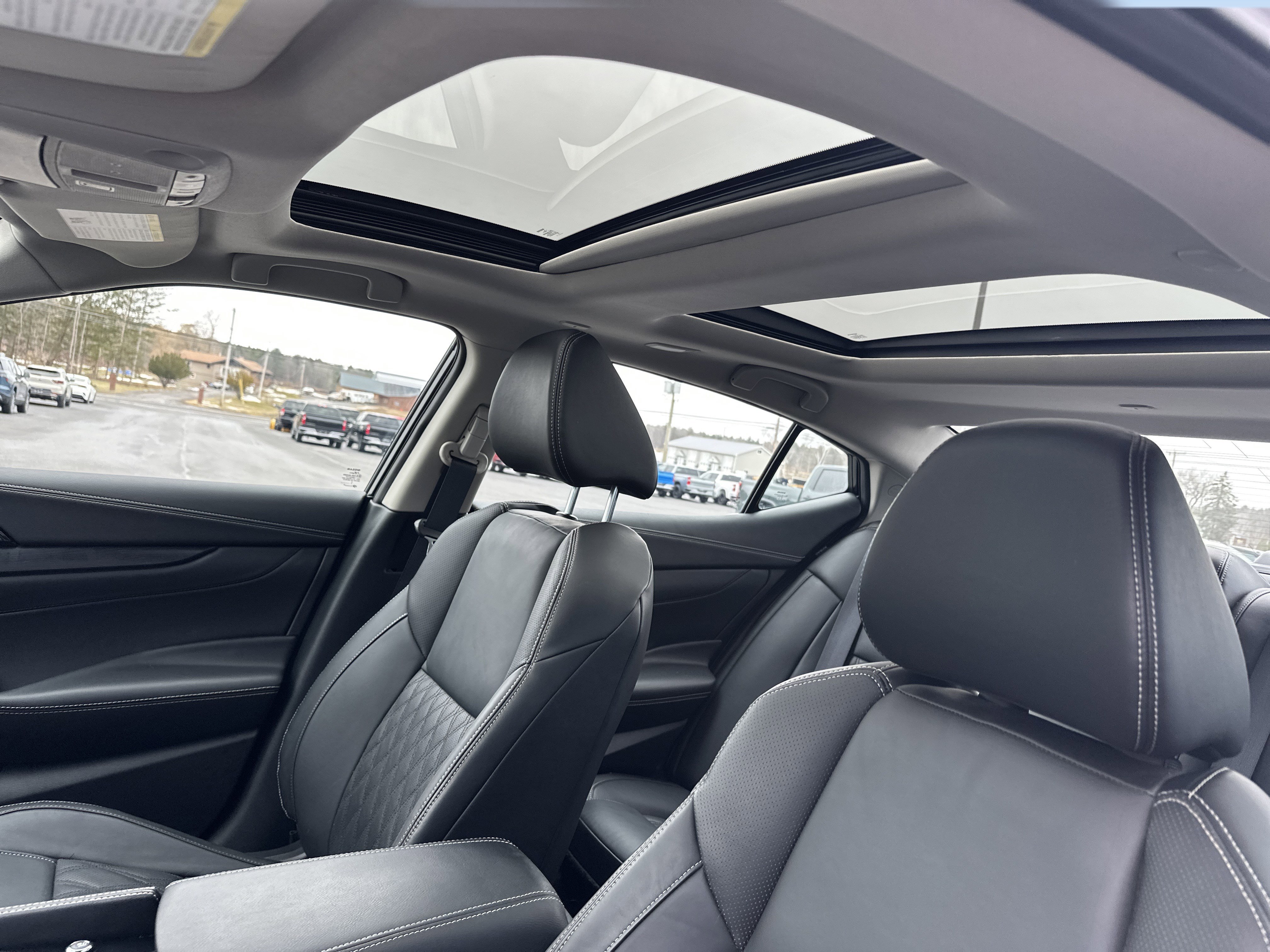 Used 2023 Nissan Maxima Platinum w/ Sport Mat Group image 8