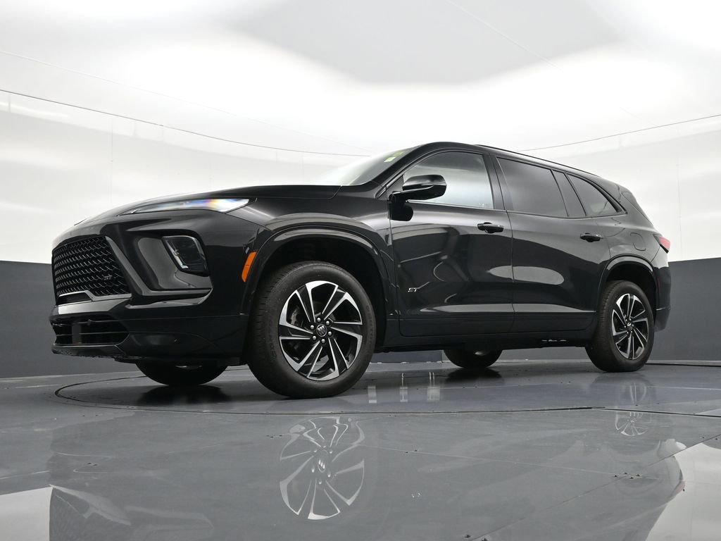 Used 2025 Buick Enclave Sport Touring w/ Power Package image 26