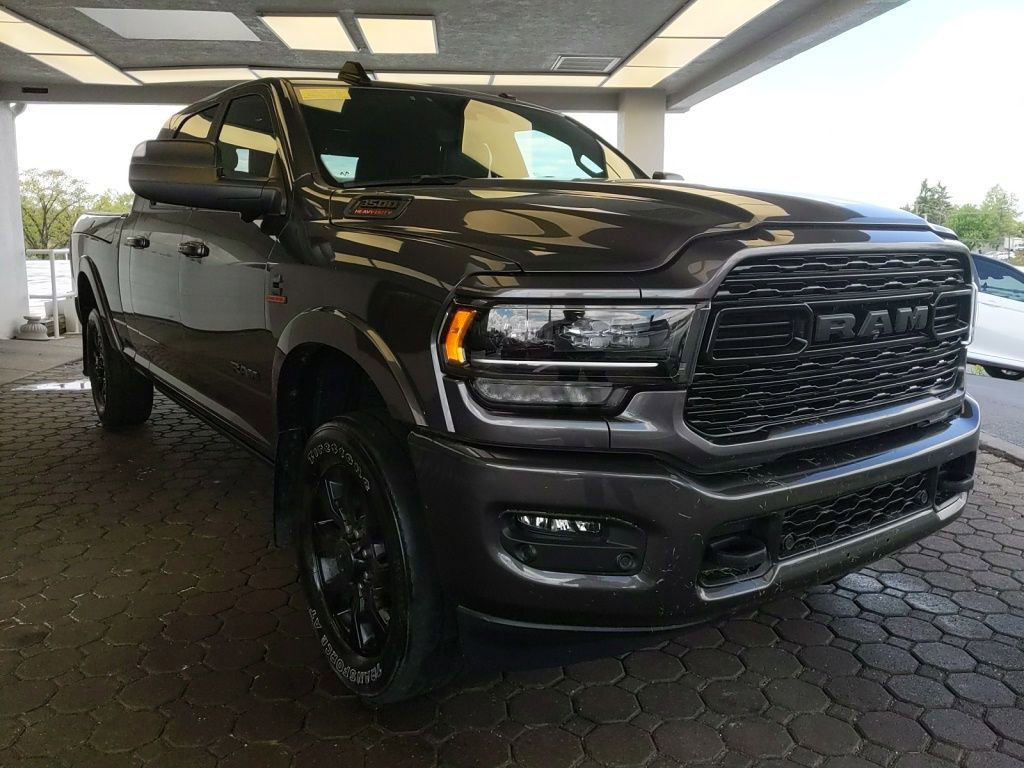 Used 2022 RAM 3500 Limited AWD/4WD image 4