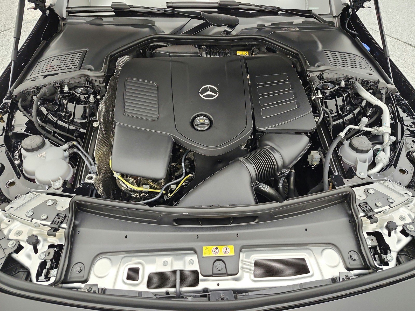 New 2026 Mercedes-Benz CLE 300 4MATIC Coupe image 12