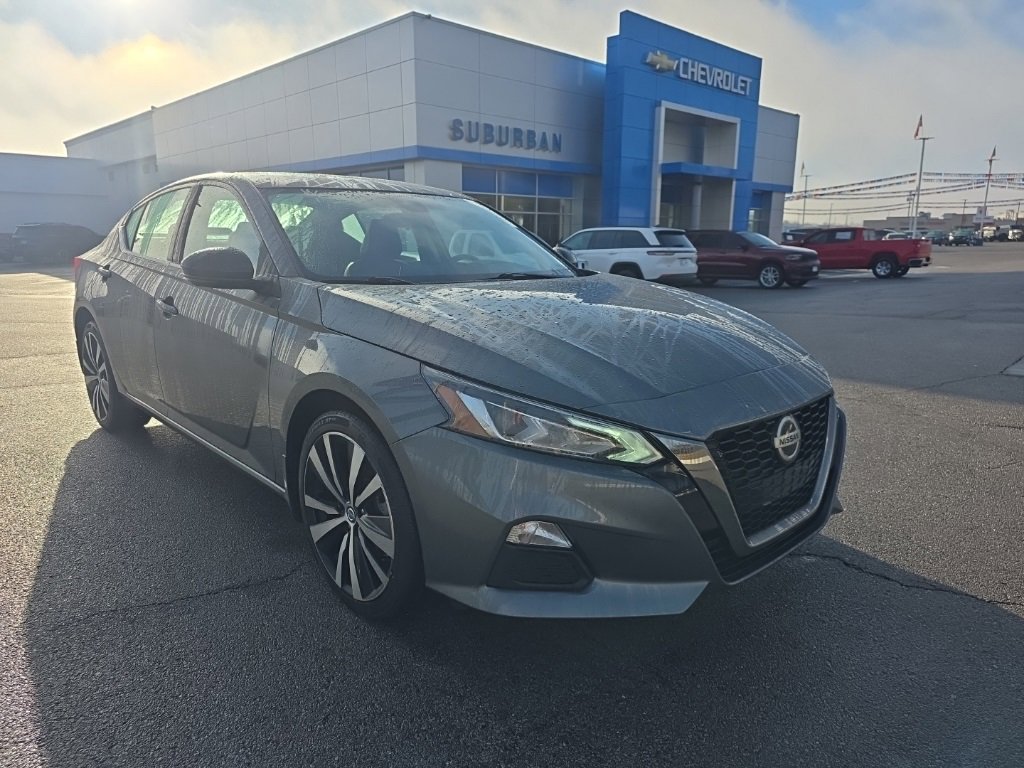 Used 2021 Nissan Altima 2.5 SR w/ SR Premium Package image 3