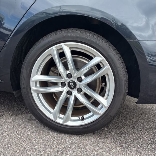 Used 2017 Audi A4 2.0T Ultra Premium w/ Convenience Package FWD image 15