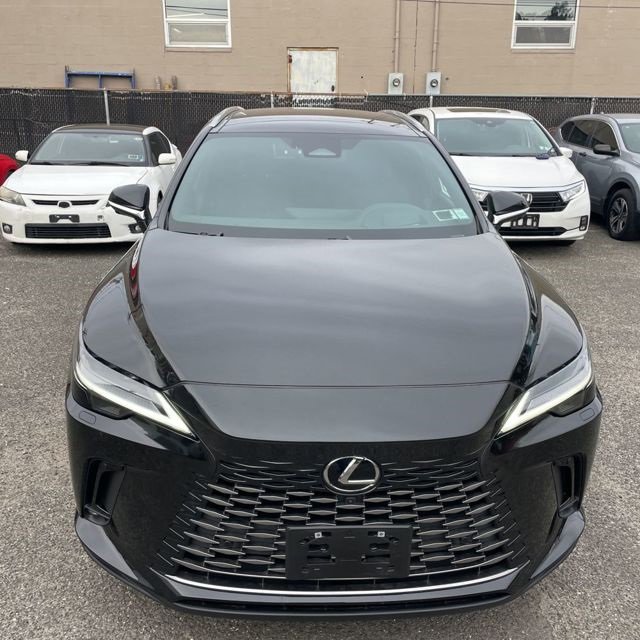 Used 2024 Lexus RX 350 AWD image 2