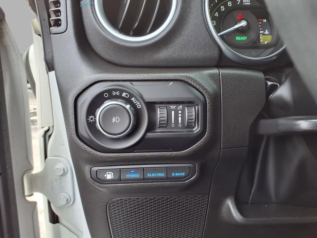 Used 2022 Jeep Wrangler Unlimited Rubicon 4xe w/ Steel Bumper Group image 14