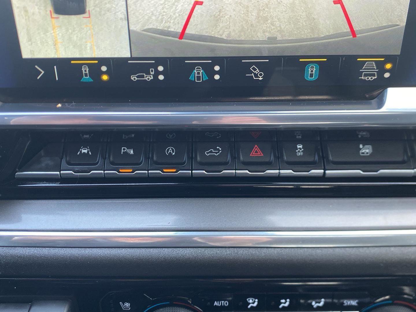 Used 2023 Chevrolet Silverado 1500 High Country w/ High Country Premium Package image 28