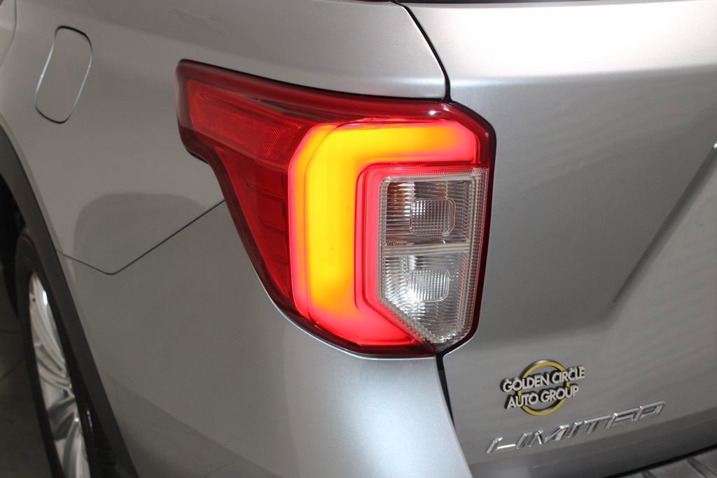 Used 2021 Ford Explorer Limited w/ Equipment Group 301A image 59