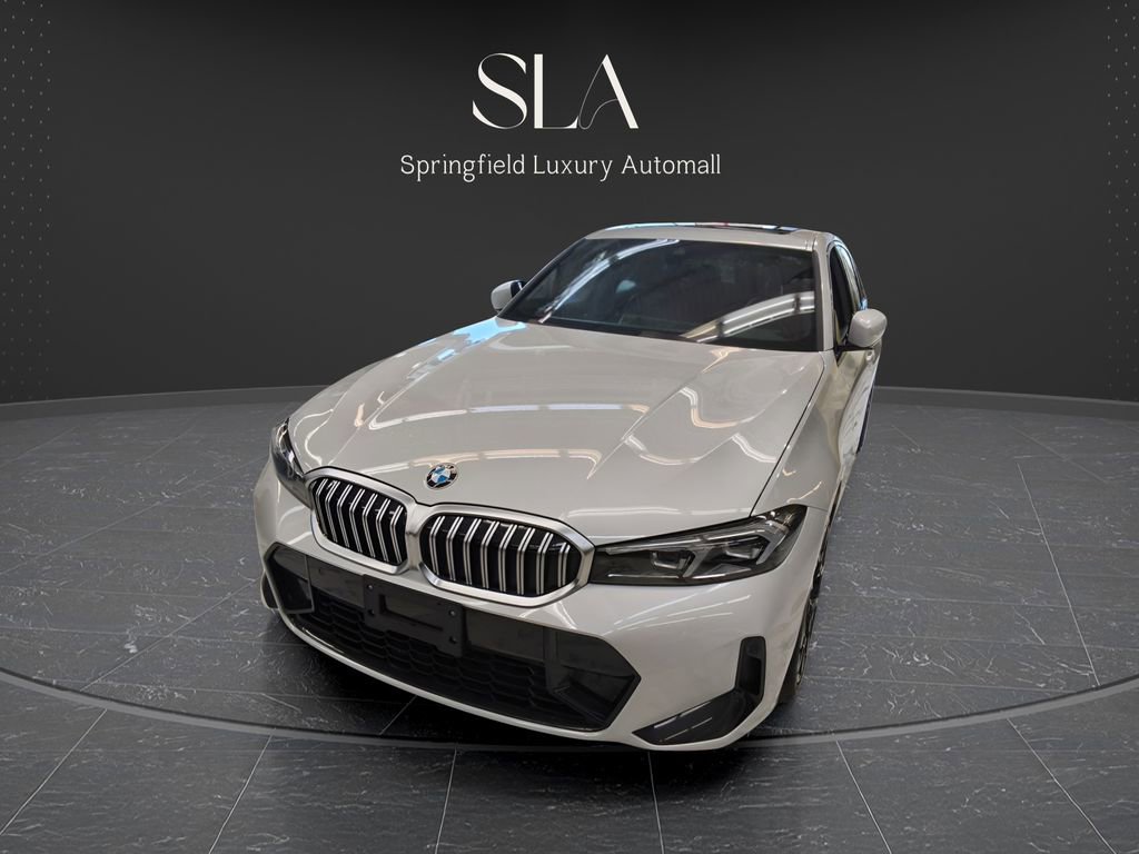 Used 2026 BMW 330i xDrive Sedan AWD/4WD image 3