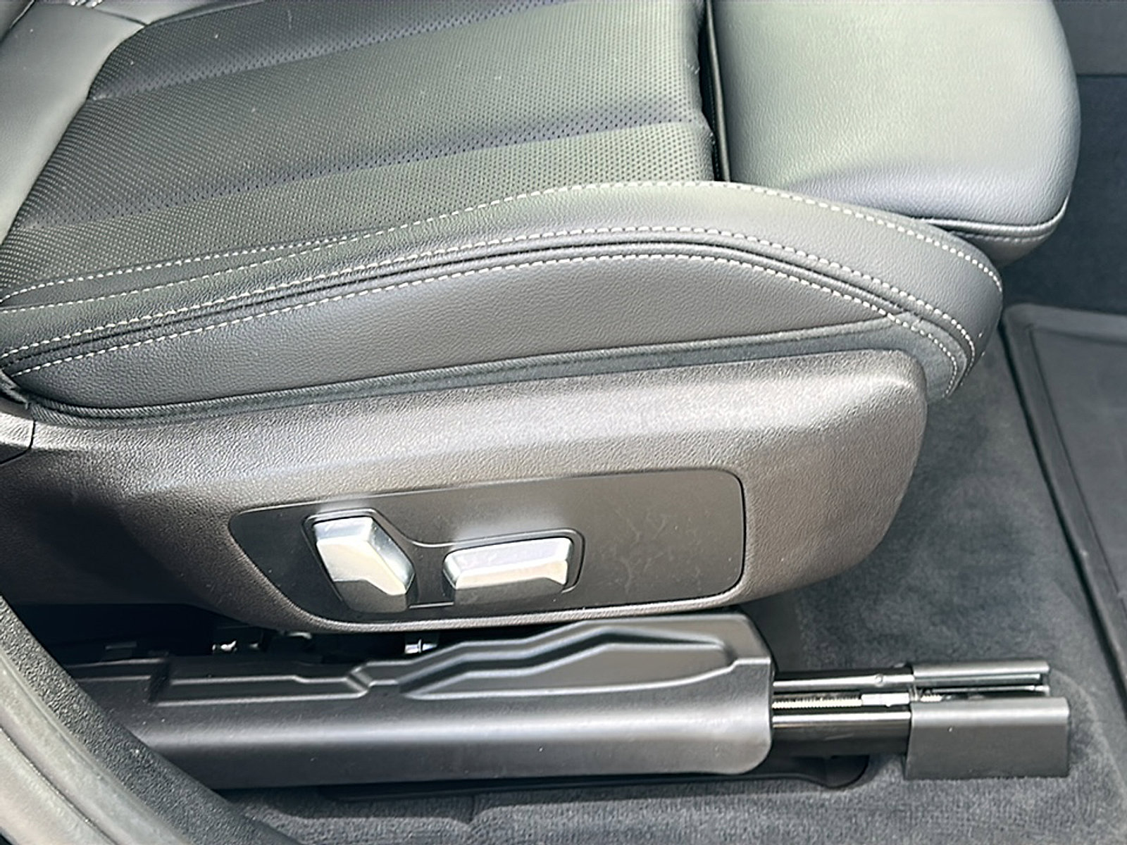 Certified 2023 BMW X3 xDrive30i w/ Premium Package image 25