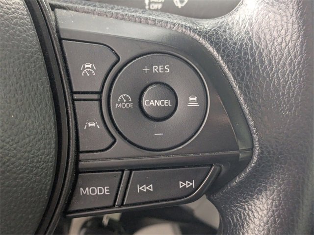 Used 2024 Toyota Corolla Cross L image 14