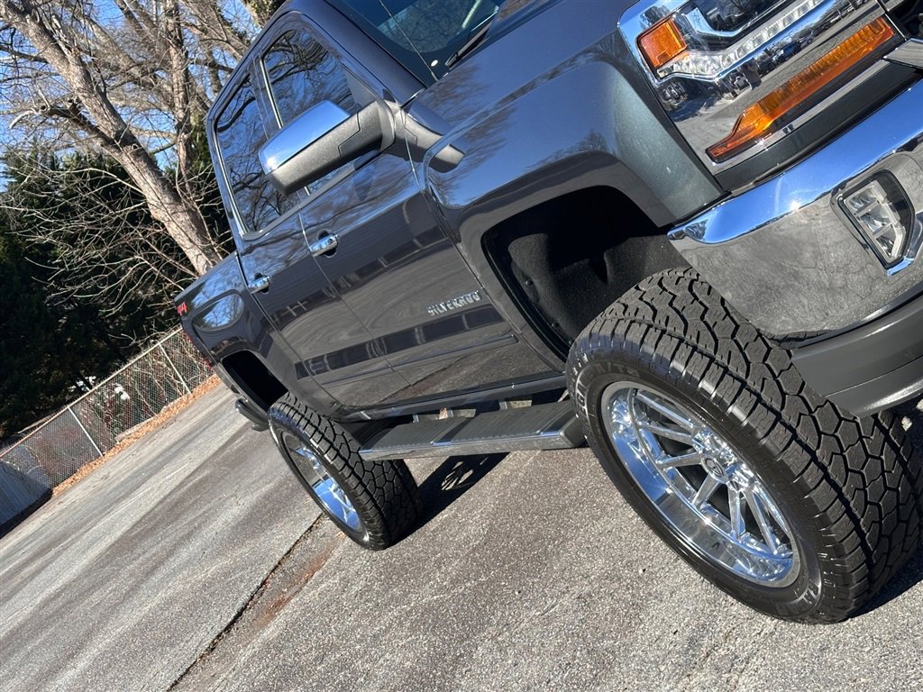 Used 2018 Chevrolet Silverado 1500 LT w/ All Star Edition image 25