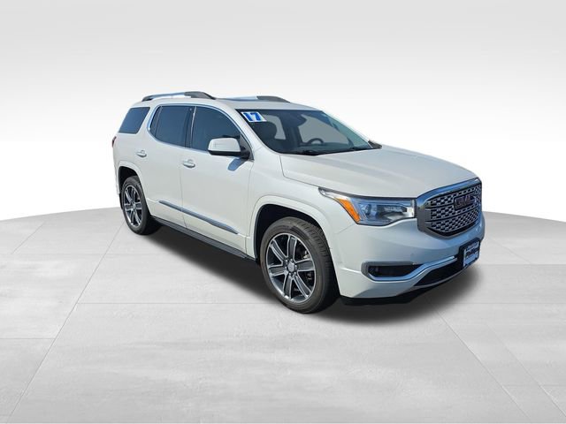 Certified 2017 GMC Acadia Denali w/ Technology Package FWD image 11