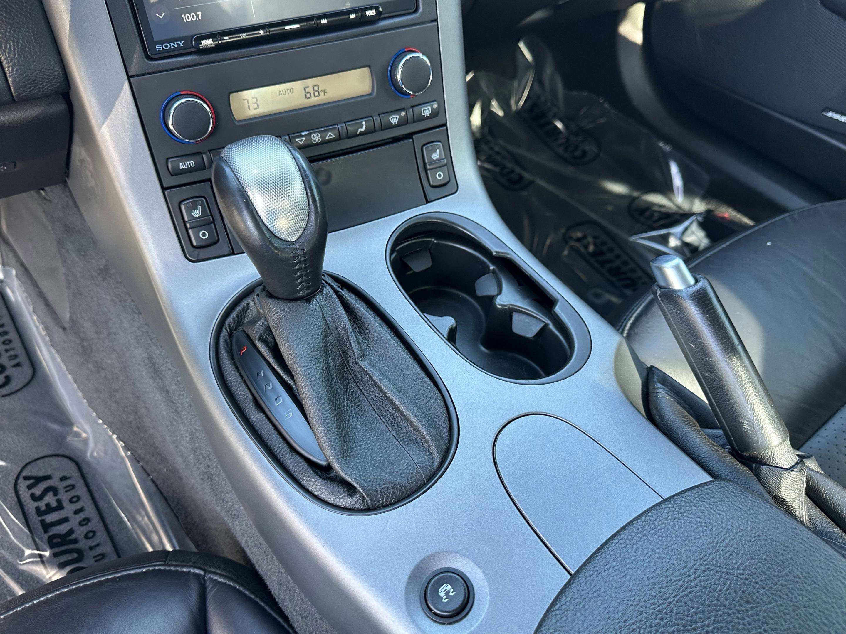 Used 2006 Chevrolet Corvette Coupe w/ Preferred Equipment Group image 20