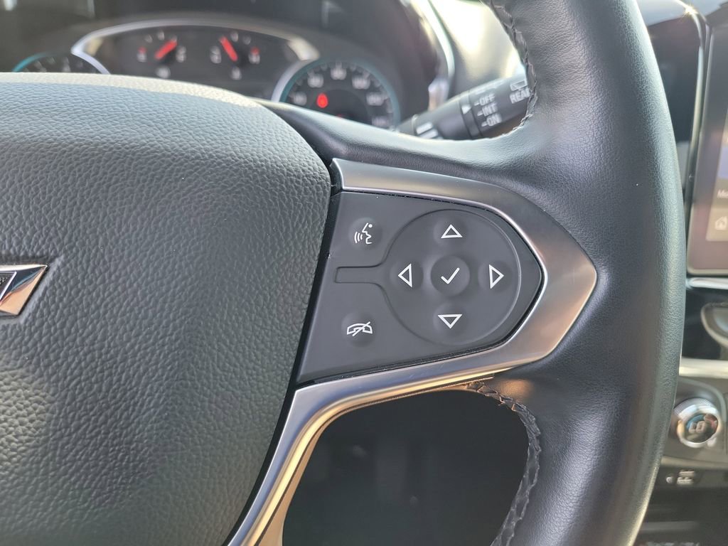 Used 2023 Chevrolet Traverse RS w/ LPO, Floor Liner Package FWD image 8