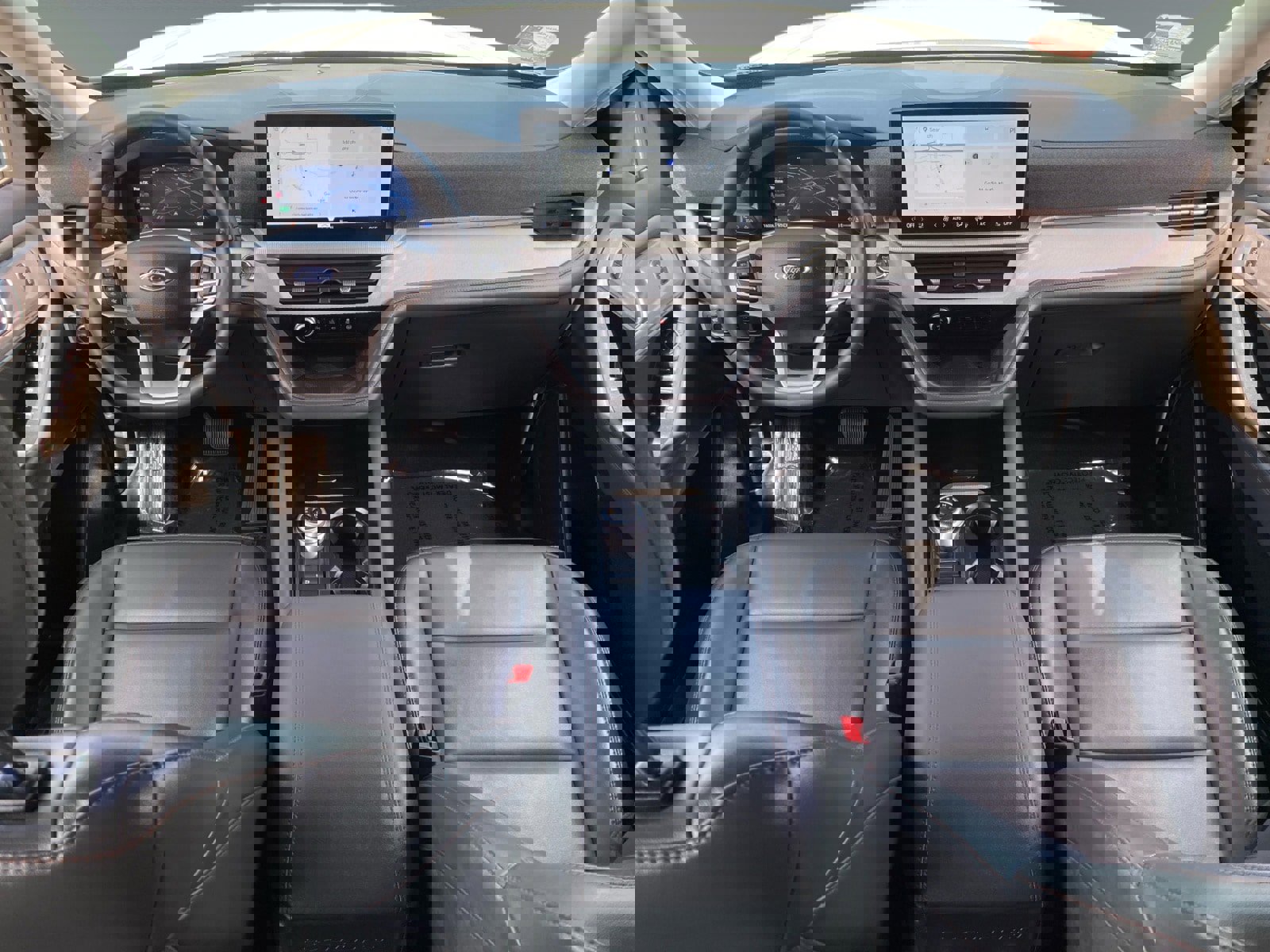 Used 2025 Ford Explorer Active w/ Active Comfort Package AWD/4WD image 10