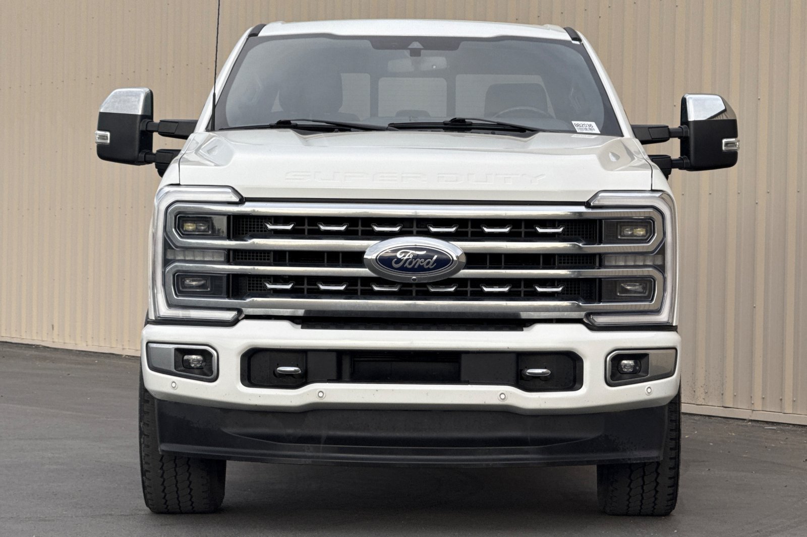 Used 2023 Ford F350 Platinum AWD/4WD image 3