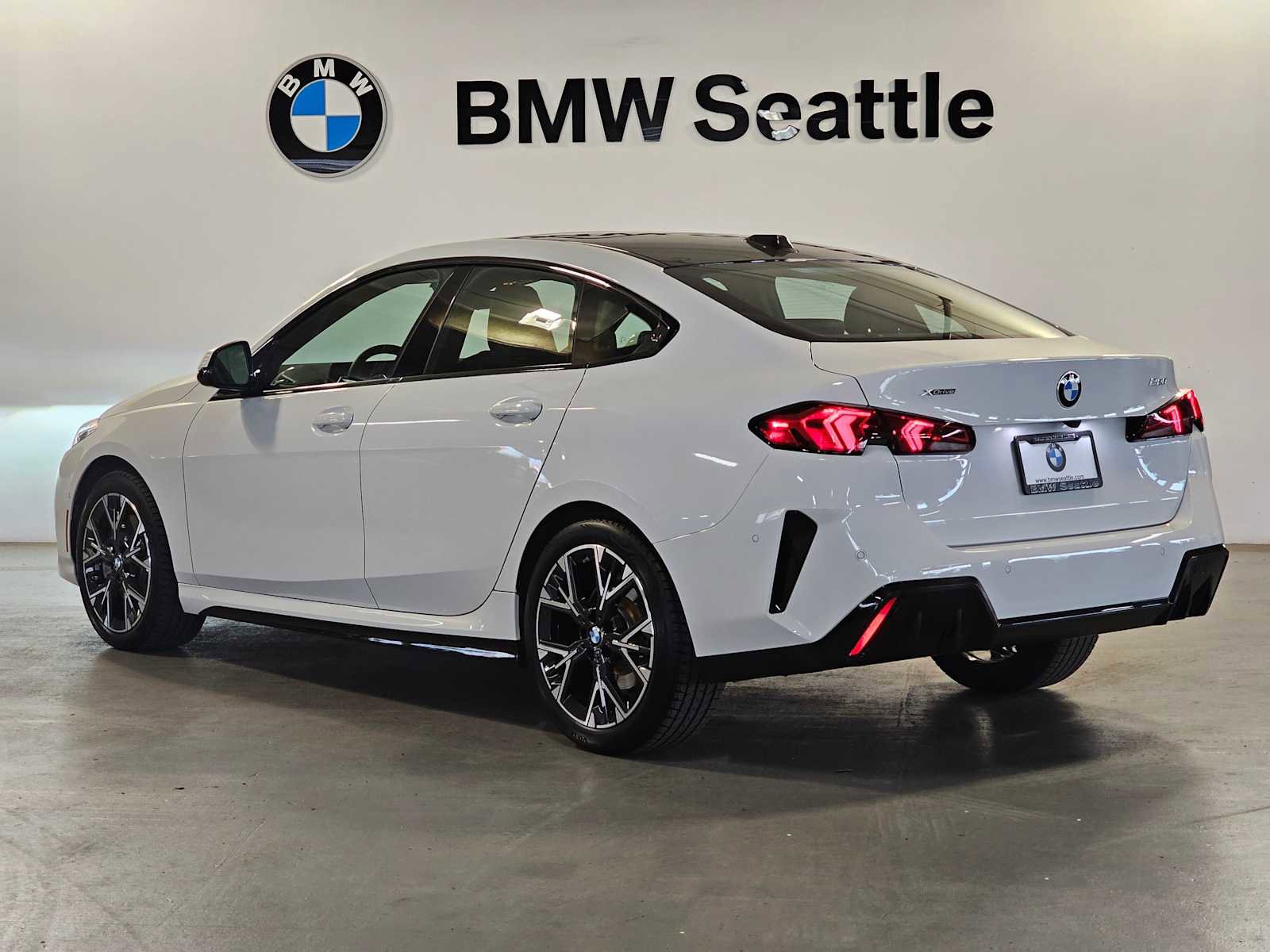 Certified 2025 BMW 228i xDrive w/ Premium Package AWD/4WD image 4