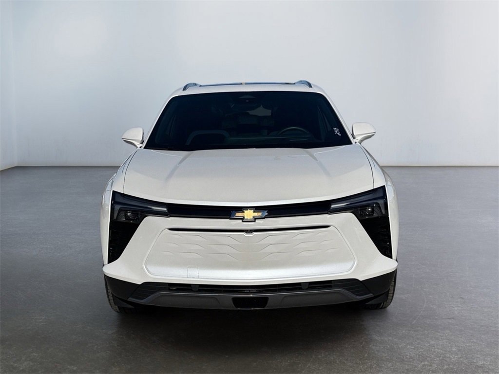 Used 2024 Chevrolet Blazer EV LT image 8