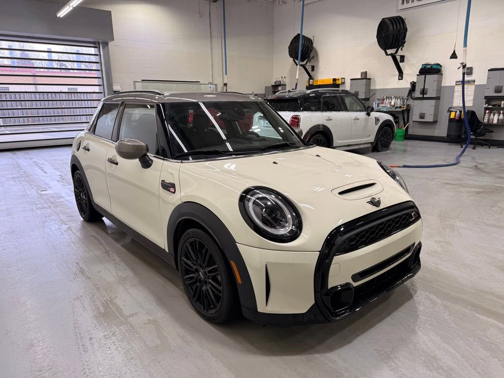 Certified 2023 MINI Cooper S image 7