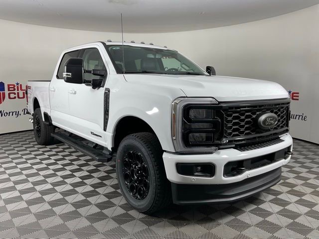 New 2026 Ford F250 Lariat w/ Black Appearance Package