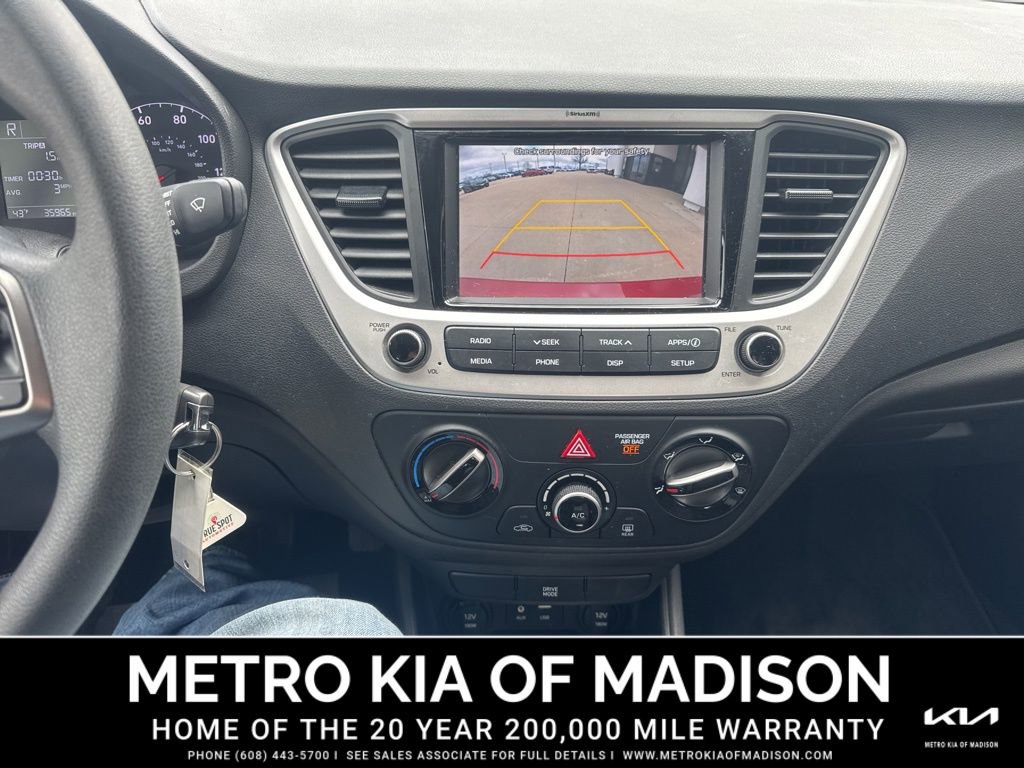 Used 2022 Hyundai Accent SEL image 23