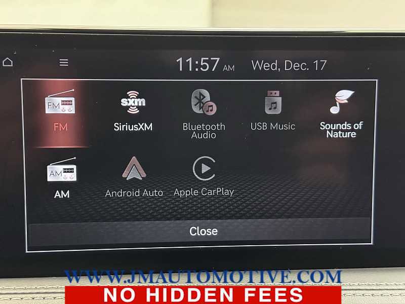 Used 2022 Genesis G70 2.0T image 29