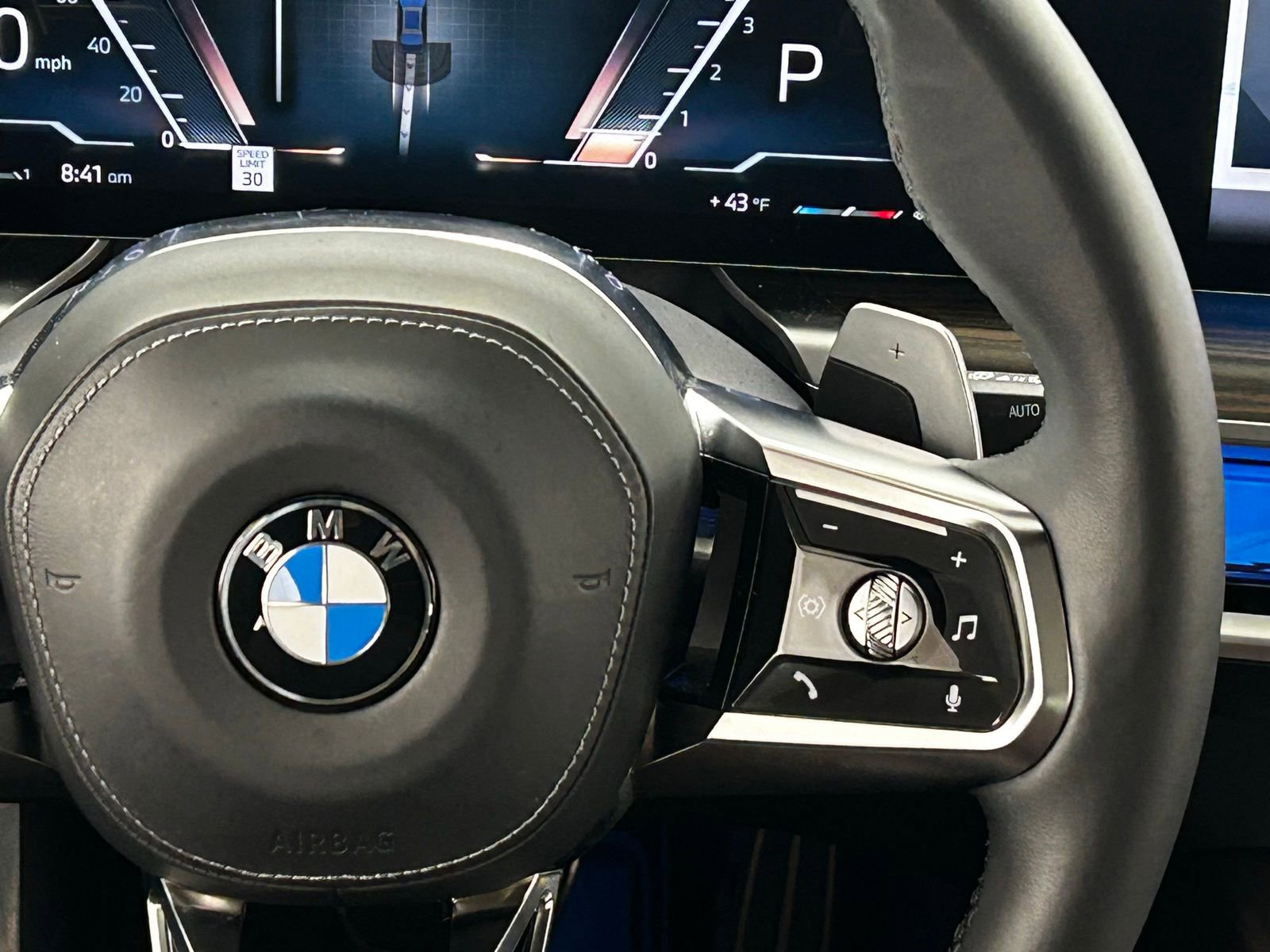 Used 2024 BMW 740i xDrive image 13