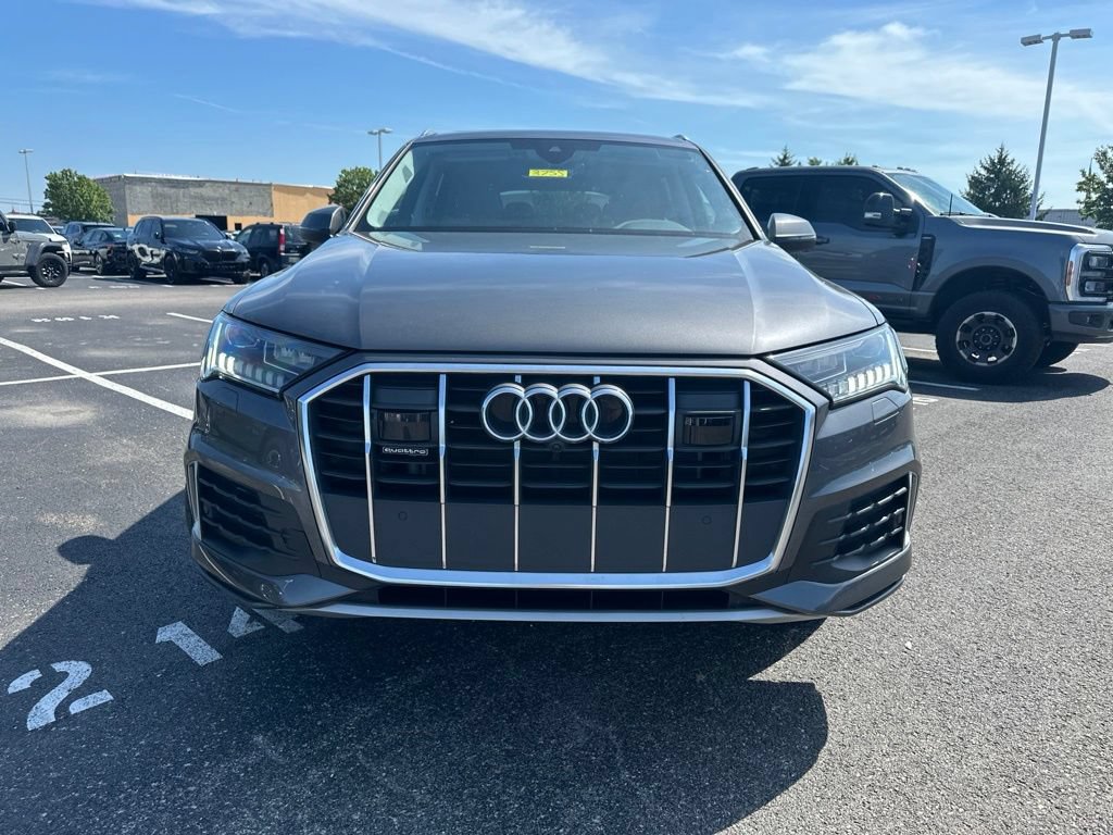 Used 2023 Audi Q7 2.0T Premium Plus w/ Premium Plus Package AWD/4WD image 2