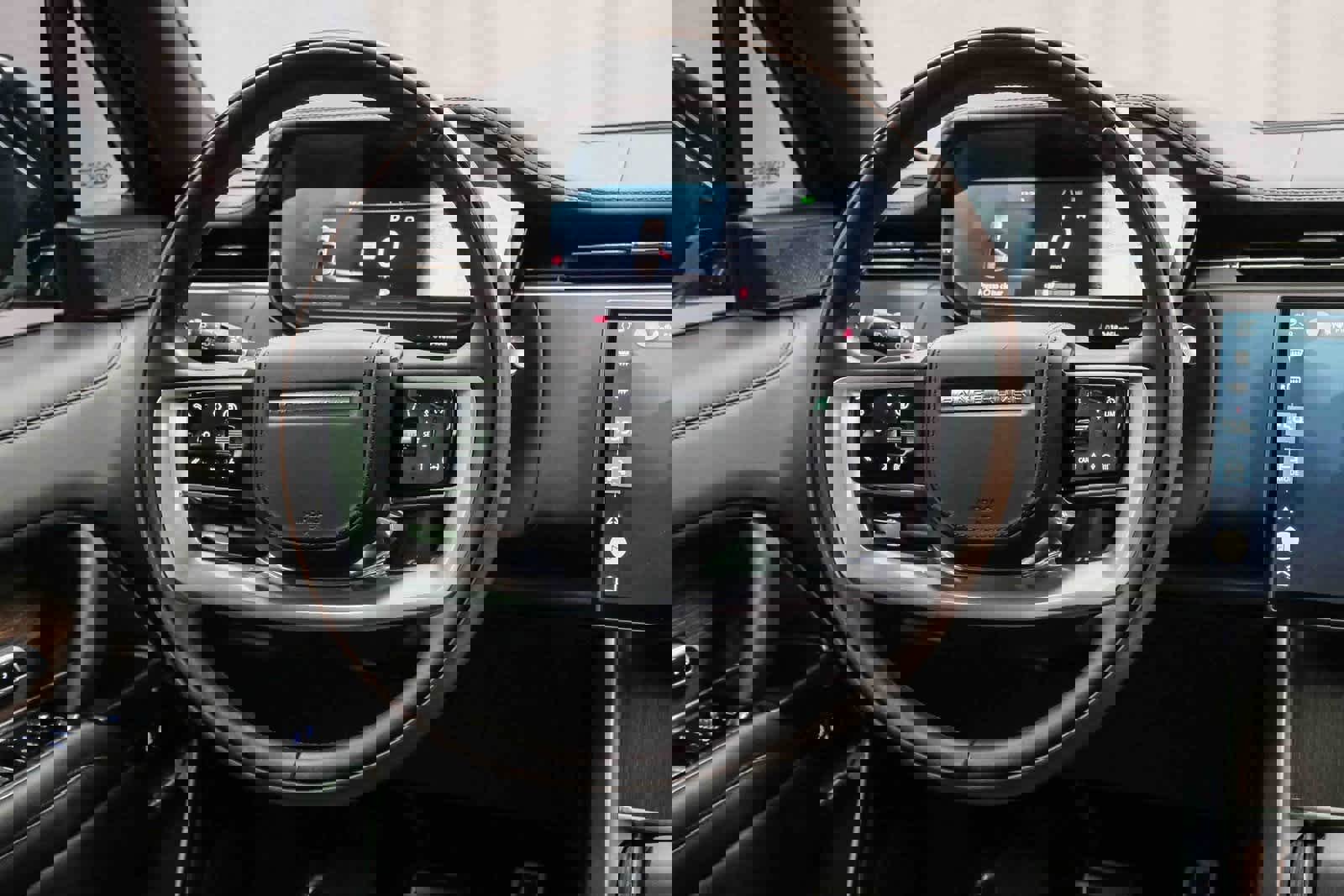 Used 2025 Land Rover Range Rover Long Wheelbase Autobiography image 13