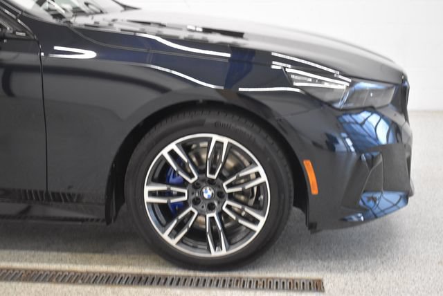 New 2027 BMW 530i xDrive w/ M Sport Package AWD/4WD image 13