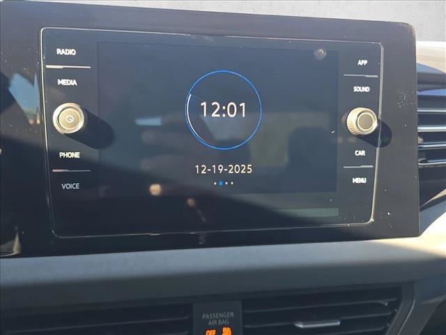 New 2026 Volkswagen Jetta SE FWD image 15