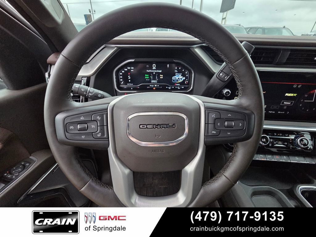Used 2024 GMC Sierra 2500 Denali w/ Denali Reserve Package AWD/4WD image 12