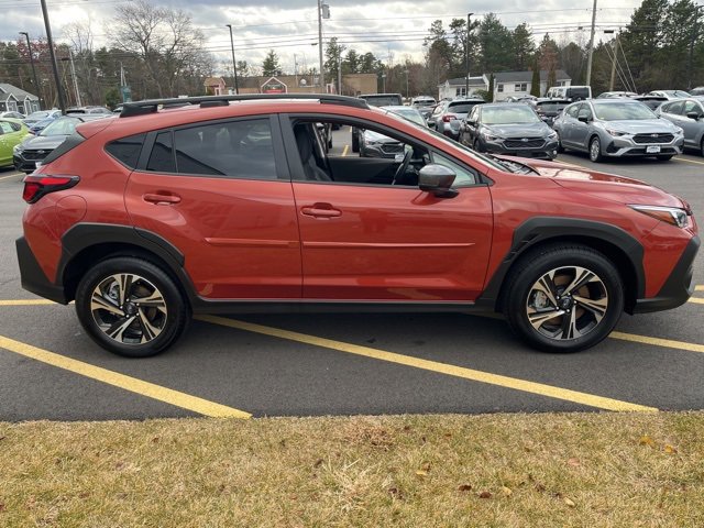 Used 2025 Subaru Crosstrek 2.0i Premium image 4