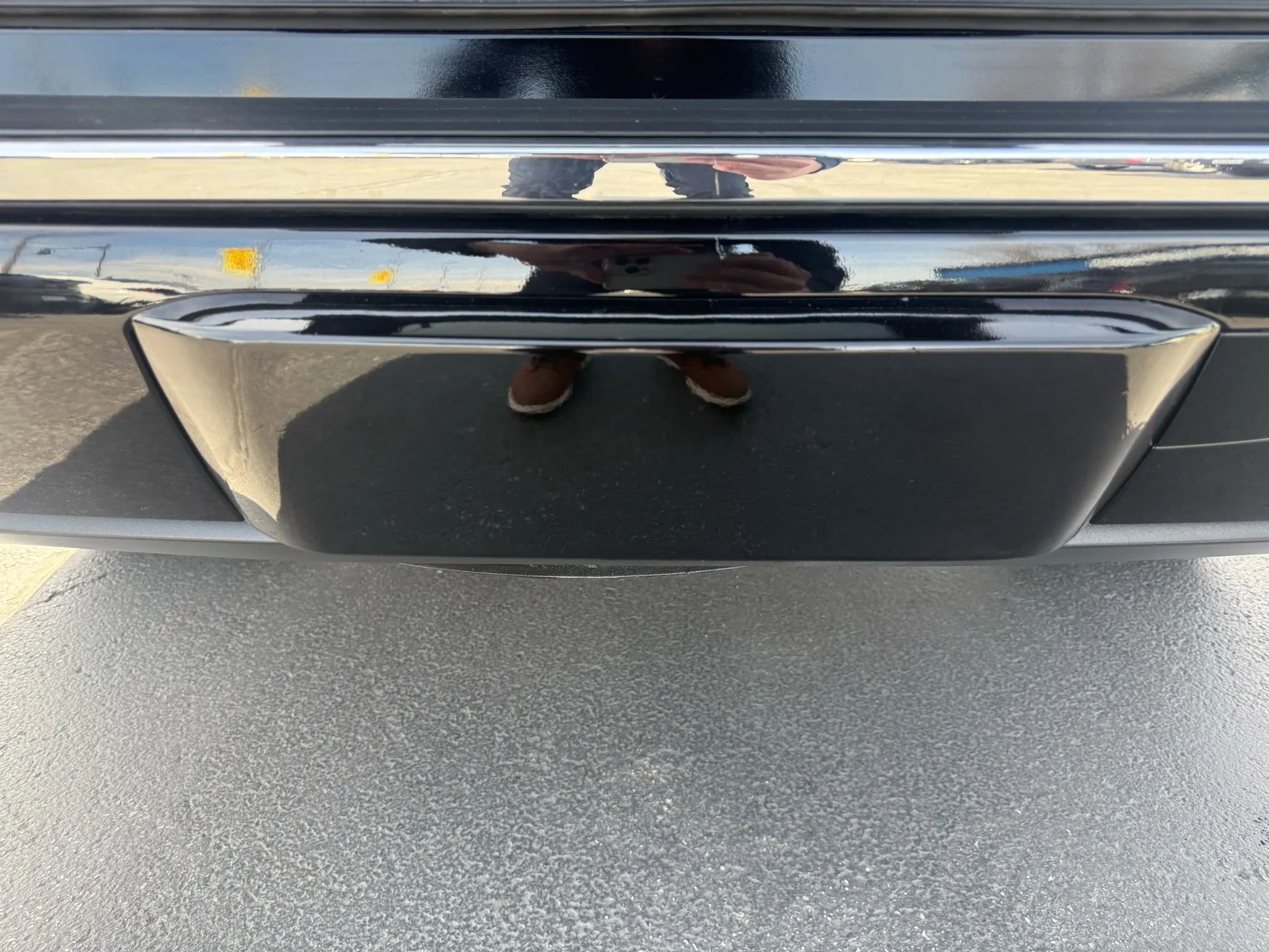 Used 2017 GMC Yukon Denali w/ Enhanced Security Package image 27