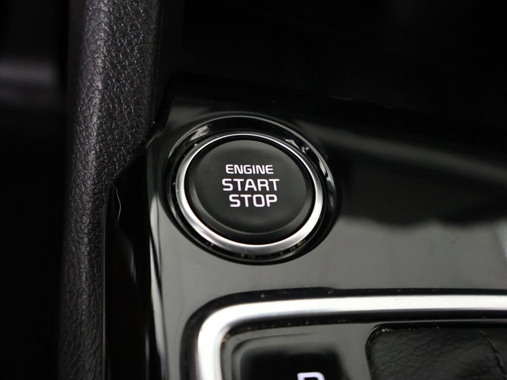 Used 2023 Kia Sportage EX FWD image 39