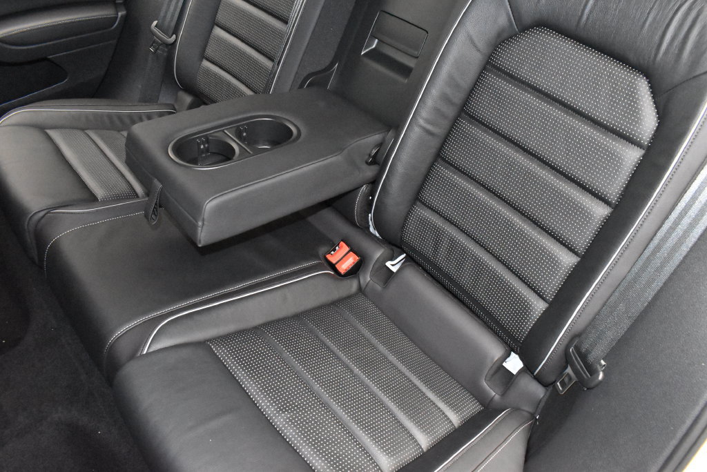 Used 2019 Volkswagen Golf R 4-Door AWD/4WD image 33