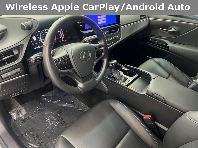 Certified 2025 Lexus ES 350 w/ Premium Package image 16
