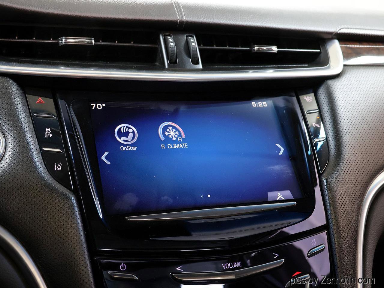 Used 2015 Cadillac XTS Premium image 34