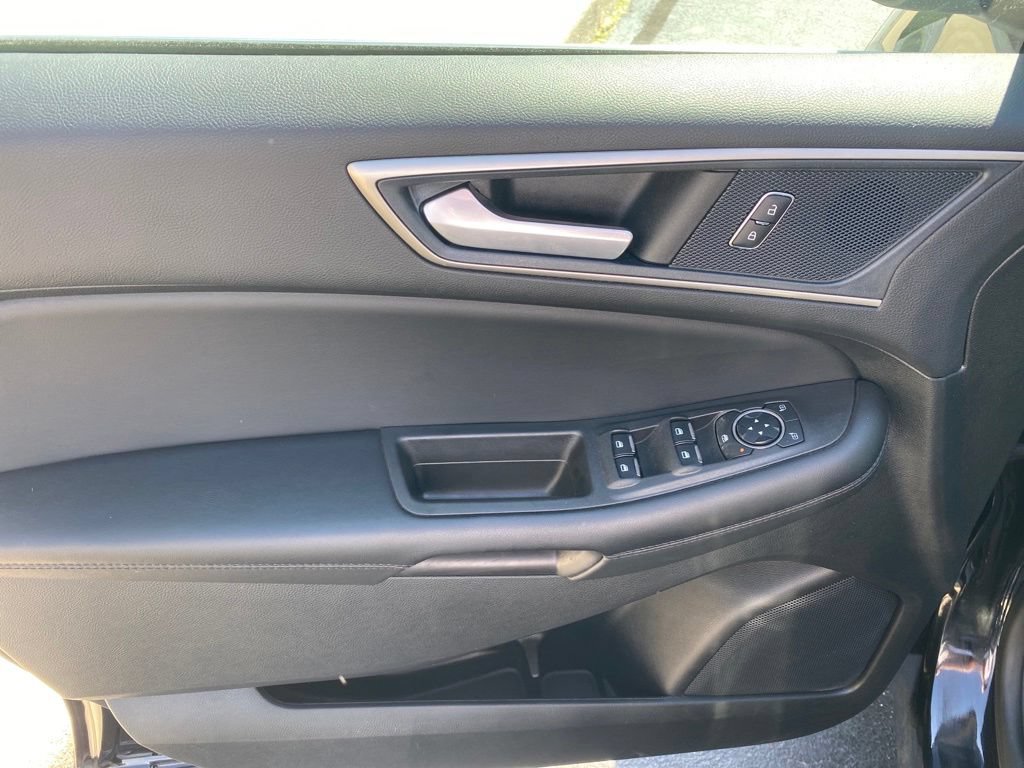 Used 2024 Ford Edge SEL w/ Convenience Package AWD/4WD image 12