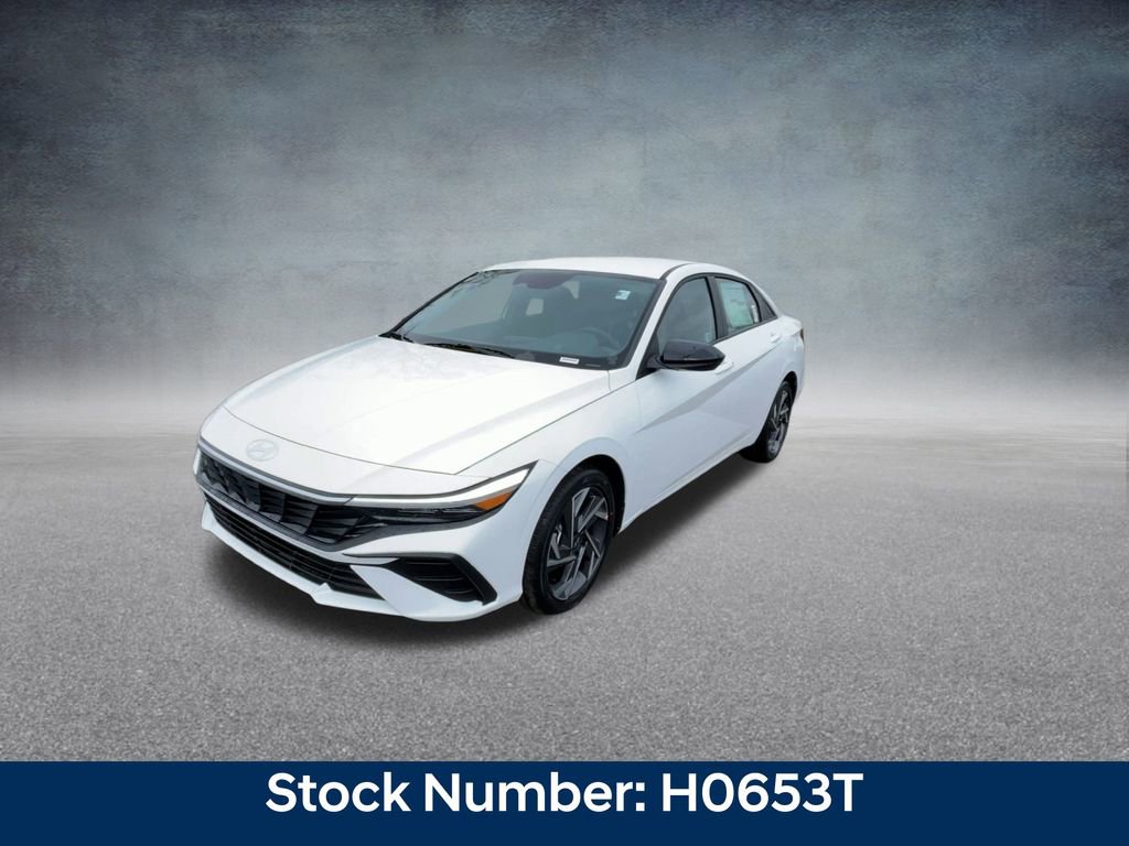 New 2025 Hyundai Elantra SEL image 7