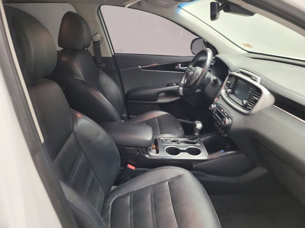Used 2019 Kia Sorento EX FWD image 21