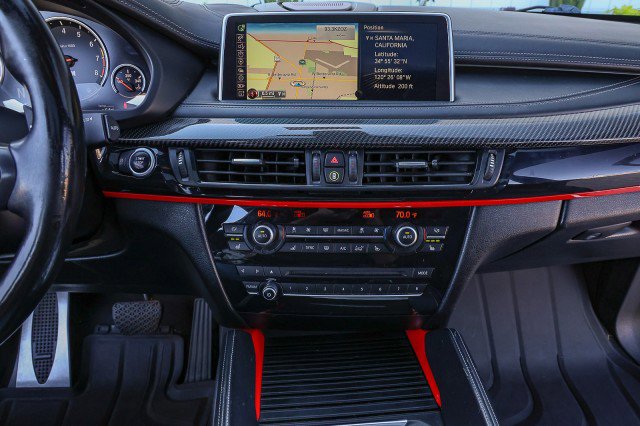 Used 2015 BMW X6 M image 13