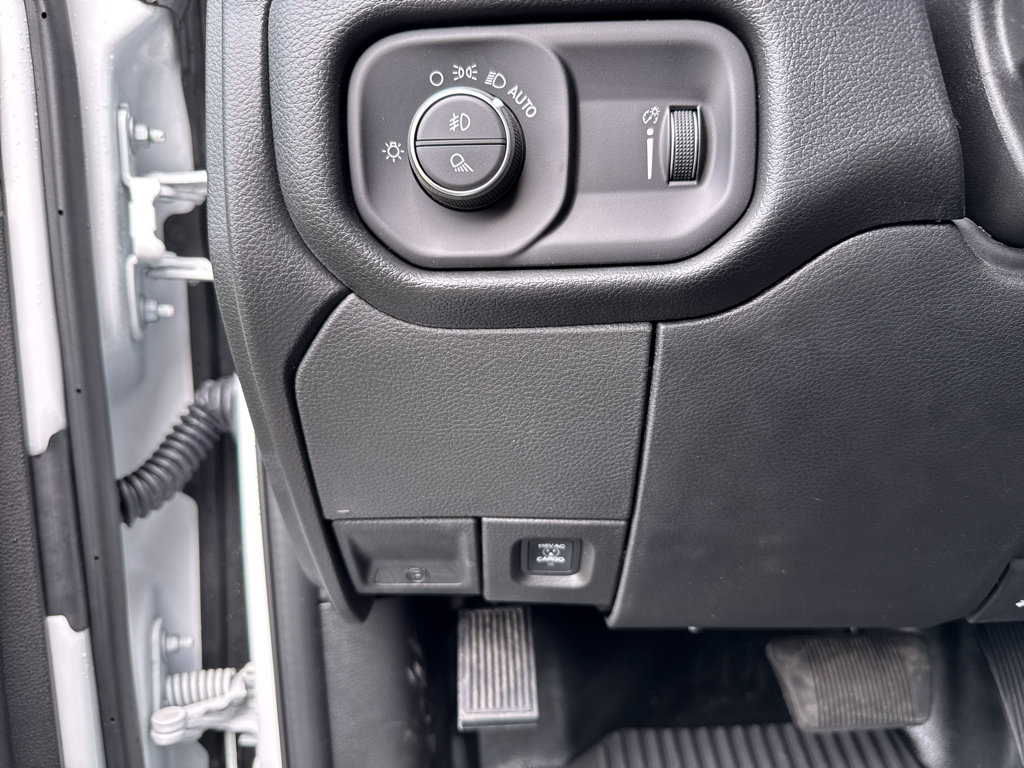 New 2026 RAM 2500 Tradesman AWD/4WD image 31
