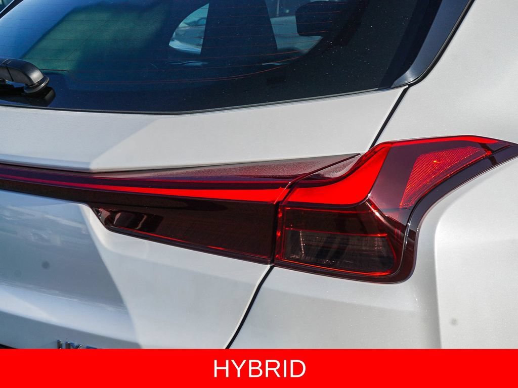 Used 2024 Lexus UX 250h FWD image 7