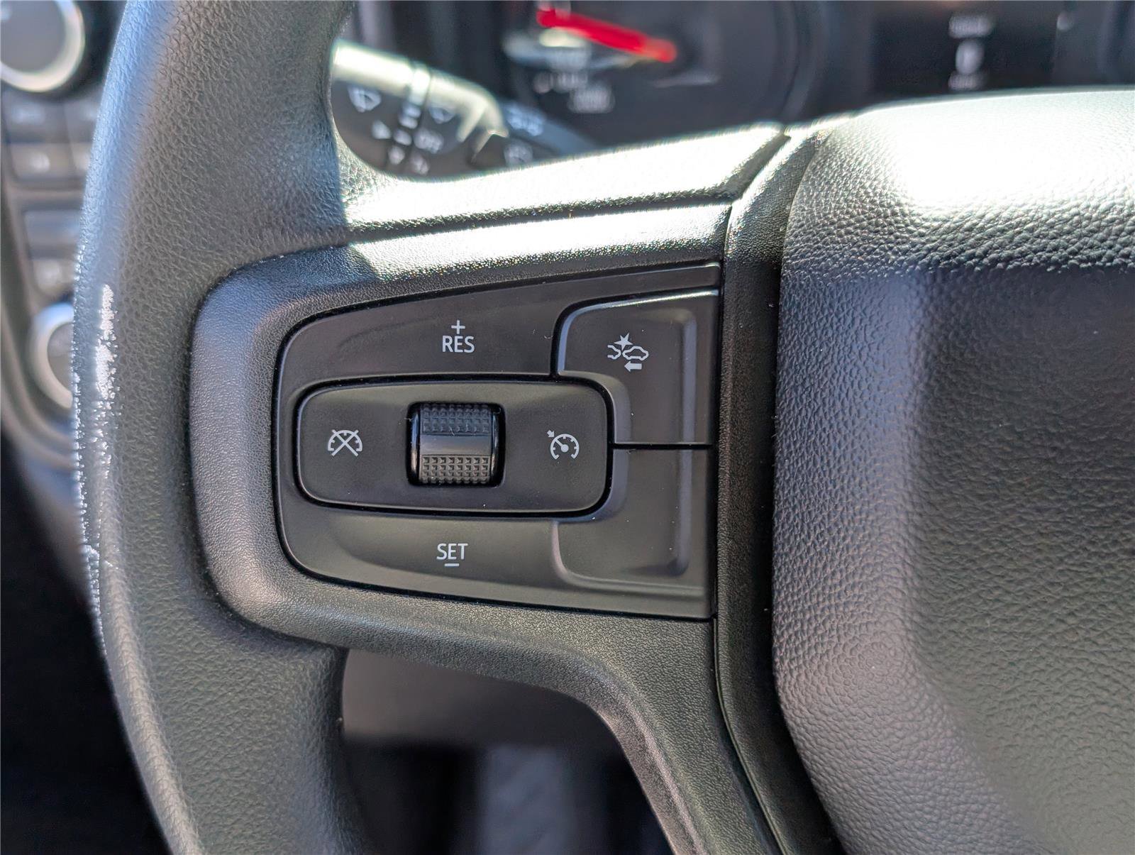 Used 2024 Chevrolet Silverado 1500 Custom image 22