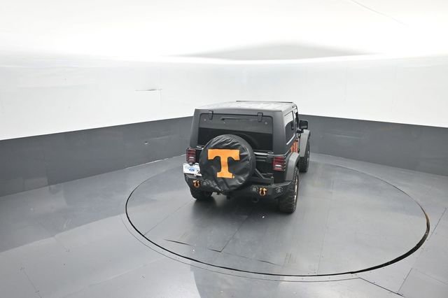 Used 2015 Jeep Wrangler Rubicon w/ Power Convenience Group AWD/4WD image 27